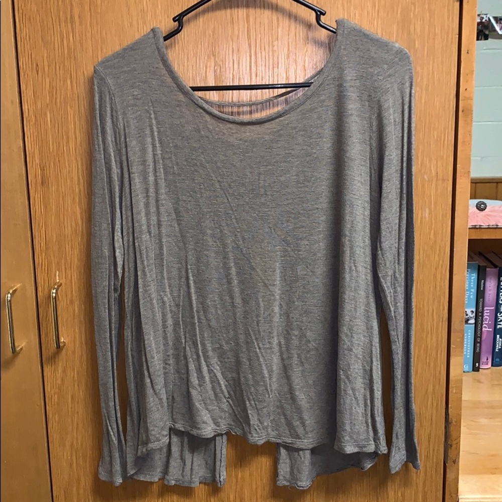 Long sleeve open back